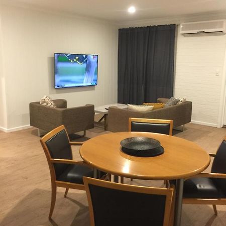 Intown Apartmentsジェラルトン エクステリア 写真