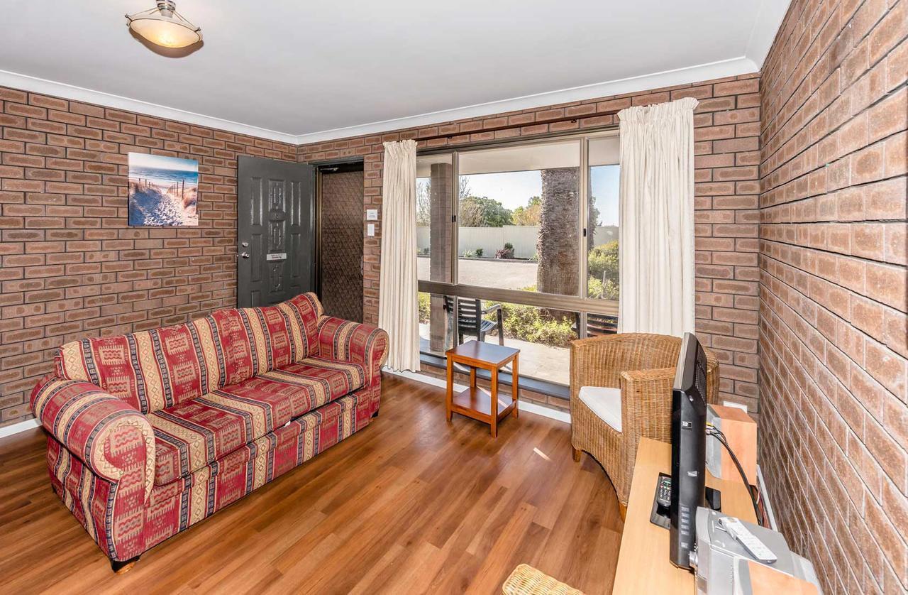 Intown Apartmentsジェラルトン エクステリア 写真